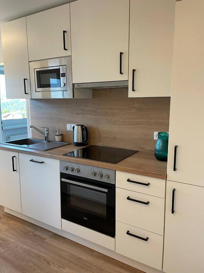 Suite Mutters Innsbruck Bagian luar foto