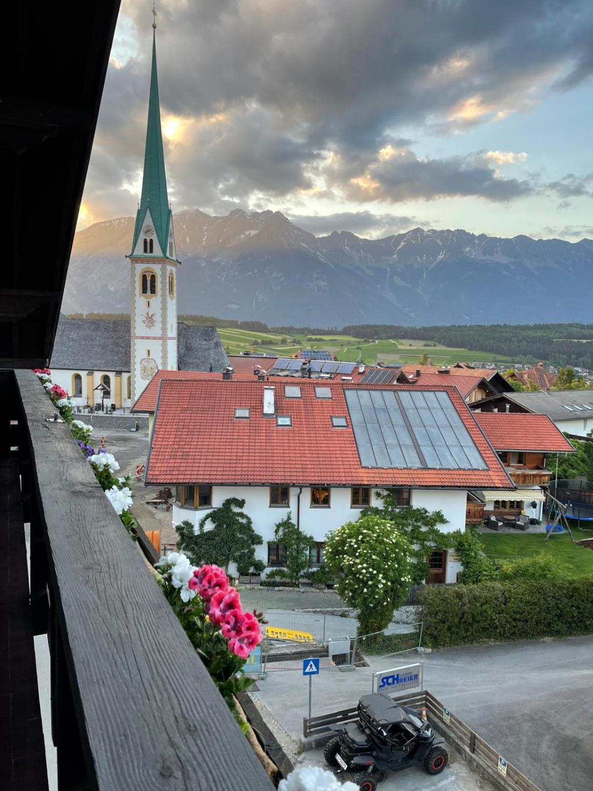Suite Mutters Innsbruck Bagian luar foto